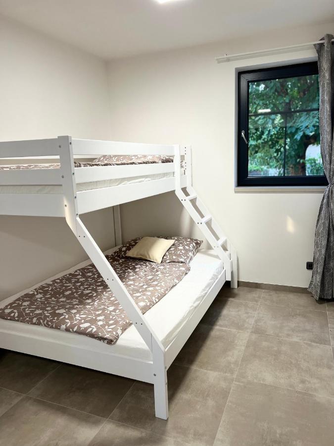 Ubytovani Pod Troskami Rovensko pod Troskami Extérieur photo