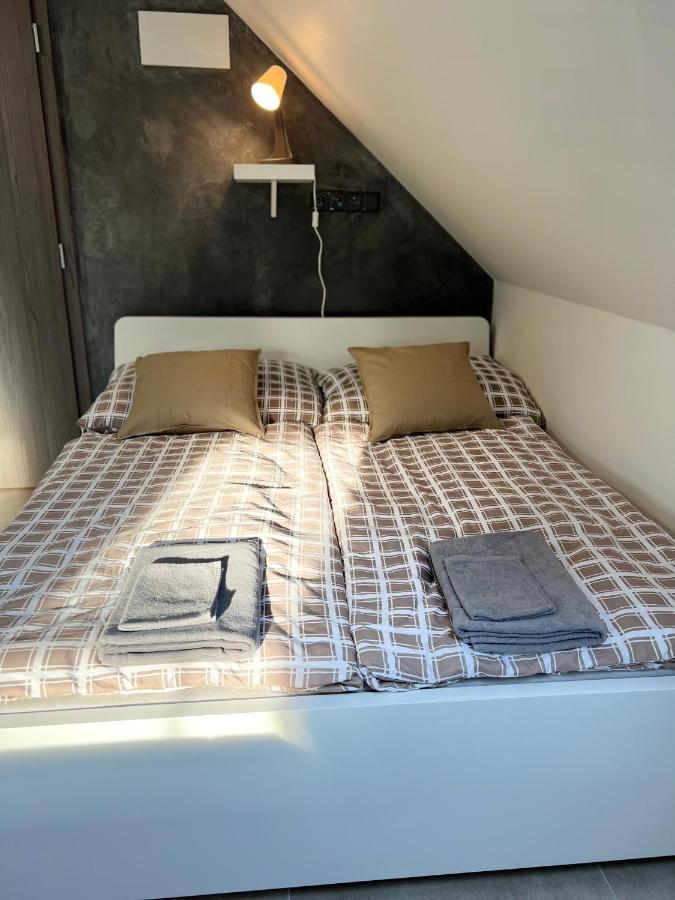 Ubytovani Pod Troskami Rovensko pod Troskami Extérieur photo
